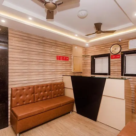 Hotel Indore Near Station 2*