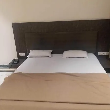 Central Park Hotel Mumbai