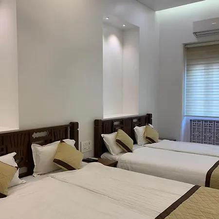 Carlton - Behind Taj Mahal Palace Colaba Hotel