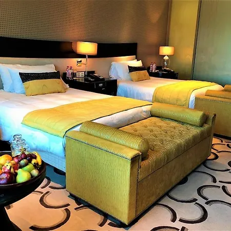 Taj Santacruz Hotel 5*