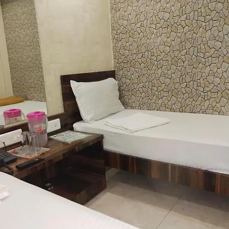 Hotel Guestinn Residency Mumbai