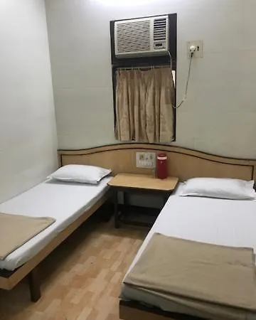 Sangam Guest house 2*