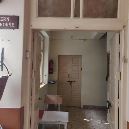 Guest house Modern Mumbai