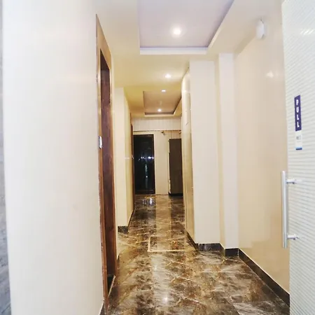Hotel West - Andheri West 2*
