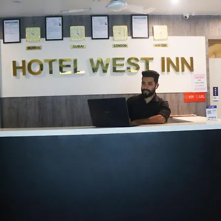 West - Andheri West