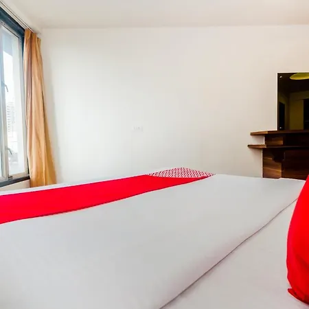 Monarch Boutique Hotel Mumbai