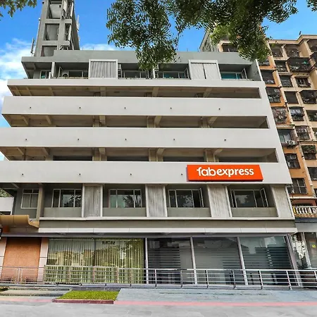 Hotel Fabexpress Liwa International Andheri East Mumbai