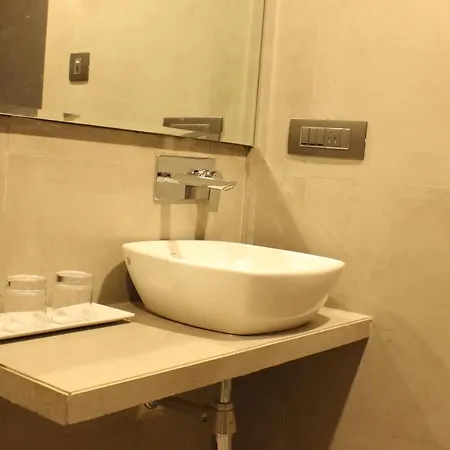 Hotel Opal Bloom Mumbai