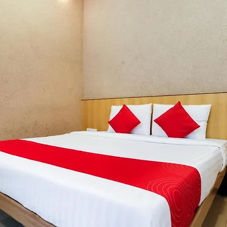 Oyo Flagship 62835 Oriental And Banquet Madh Church 3*
