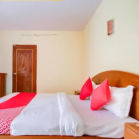 Oyo 66827 Island Club 3* Mumbai