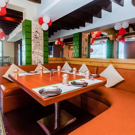 Hotel Monarch Boutique 3*