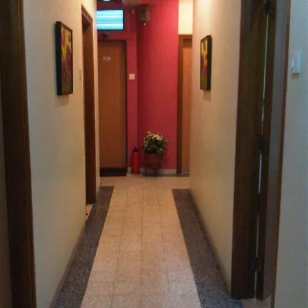 Hotel Chateau Windsor - Marine Drive Mumbai