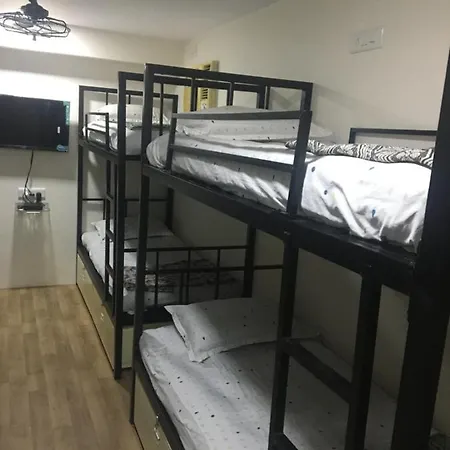Hostel Vnest *