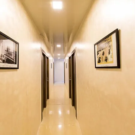 Hotel New Sky Palace Residency- Near International Airport Andheri East