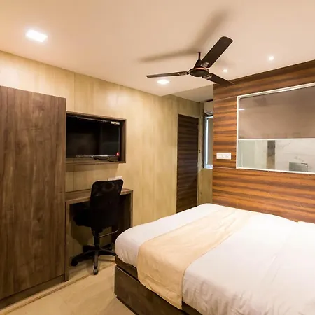 New Sky Palace Residency- Near International Airport Andheri East Hotel 3*
