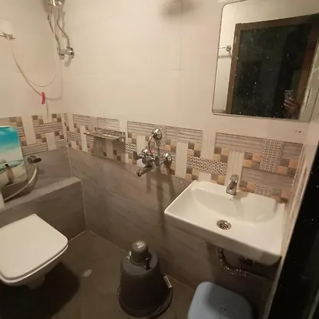 T-Junction Bkc Residency * Mumbai