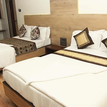 Regency Hotel 2*