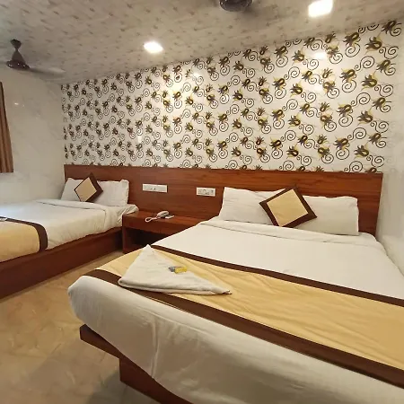 Hotel T-Junction Bkc Residency *