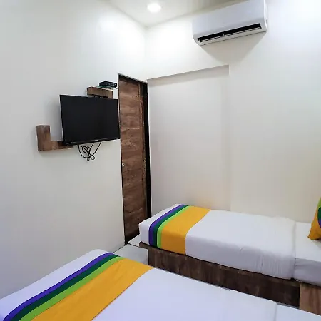 Hexa Magnet Hotel