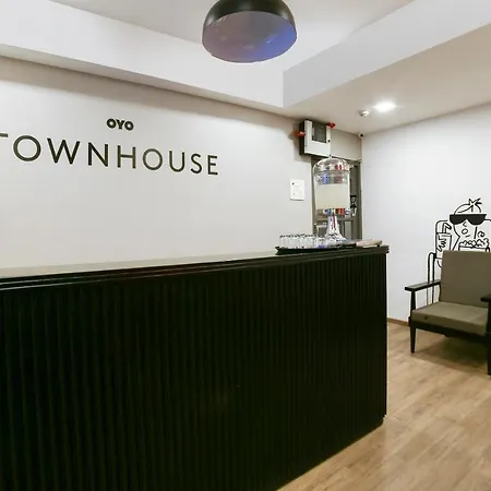 Hotel Fabexpress Highway Residency