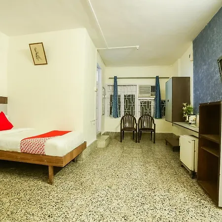 Oyo 43839 Aram Hotel Mumbai