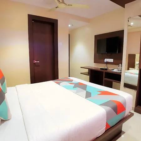 Hexhotel Malad Hotel 3*