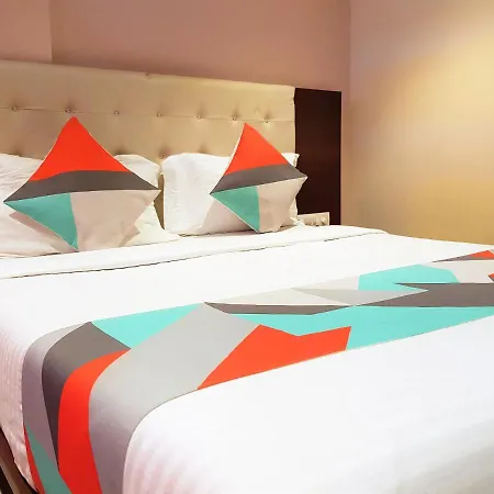 Hotel Hexhotel Malad