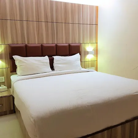 Hexhotel Wellin Mumbai