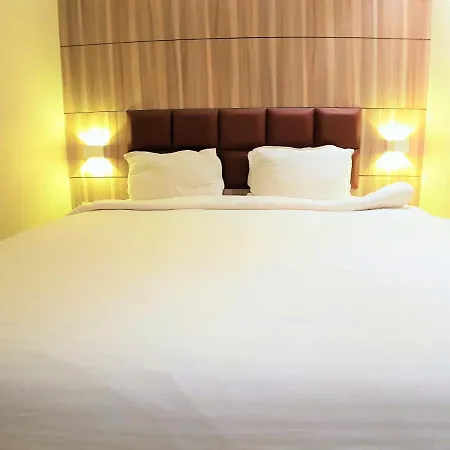 Hexhotel Wellin Mumbai