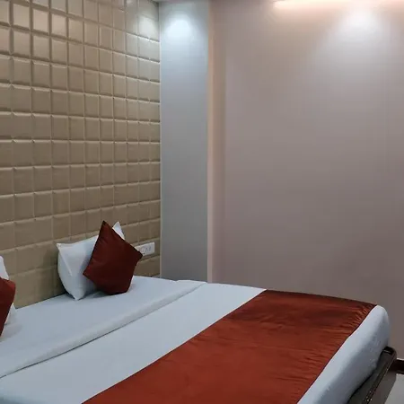 Hotel Sagar 2*