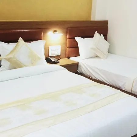 Crystal Luxury Inn- Bandra