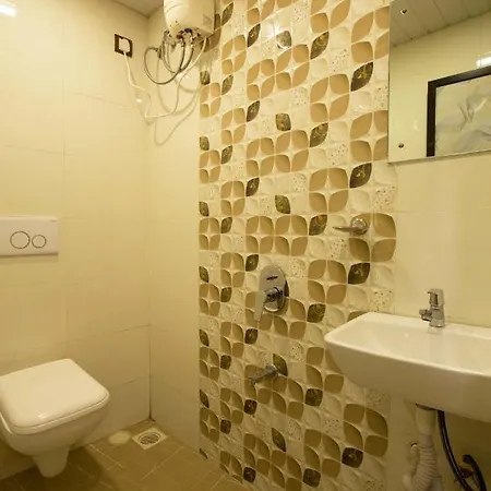 Hotel Apsara- Near J J Hospital Mumbai