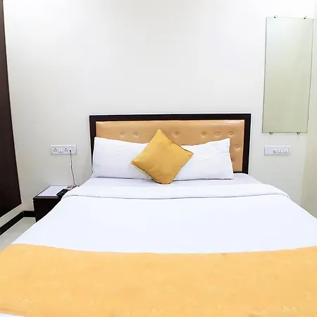 Hexa Zee Hotel 3*