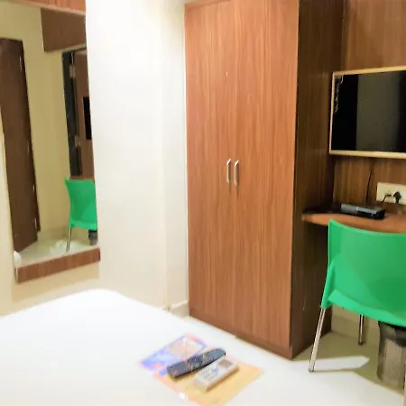 Hexa New West 3* Mumbai