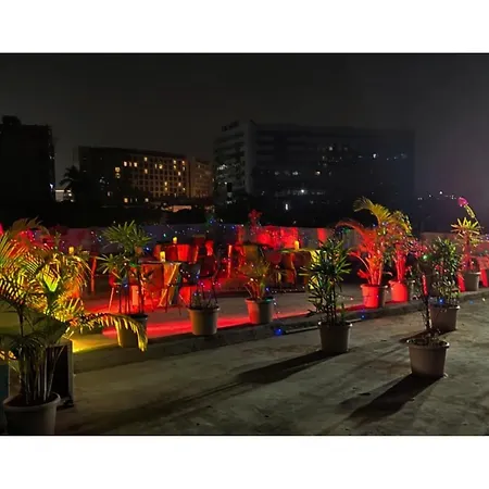 Apex International Near Airport Hotel 3*
