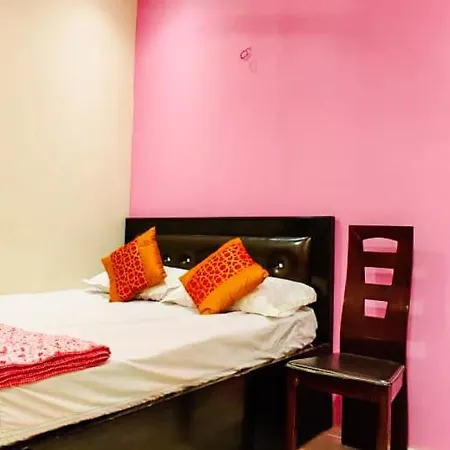 Wow Guest house 3*