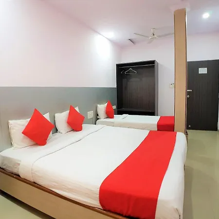 Hexhotel Kailash 2*