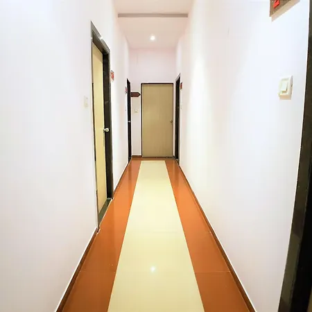 Hotel Hexhotel Kailash