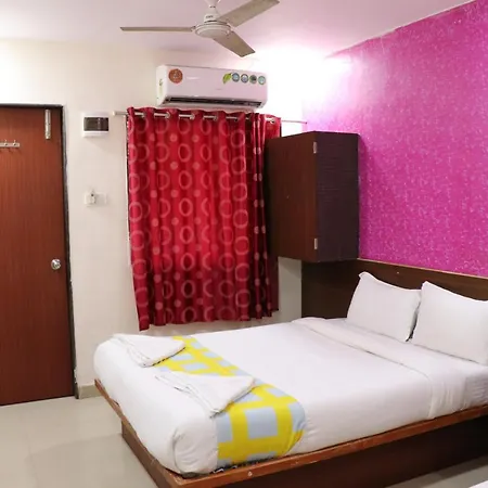 Hotel Hexhotel Sl Residency 3*