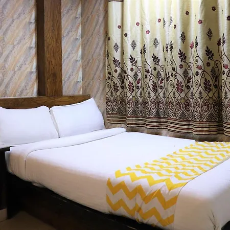 Hexhotel Sl Residency 3*