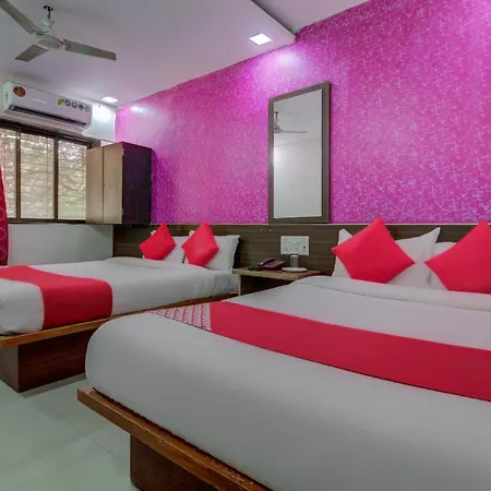 Hotel Sai Leela Residency