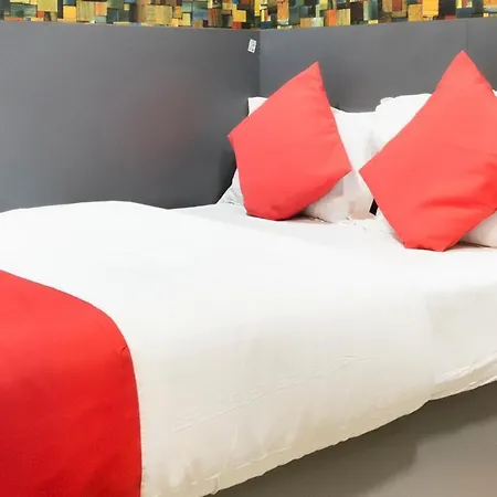 Oyo 72150 Capital 3* Mumbai
