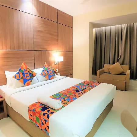Phonix 3* Mumbai