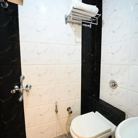 Hotel Fabhotel Lal Sai Residency 2*