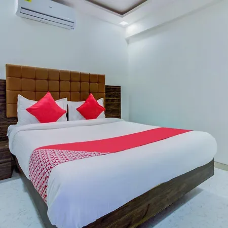 Oyo 66155 Golden Palace 3* Mumbai