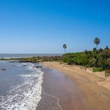 Villa Ama & Trails, House Madh Island Mumbai