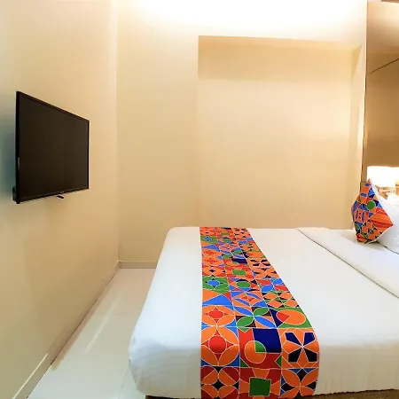 Phonix Hotel 3*