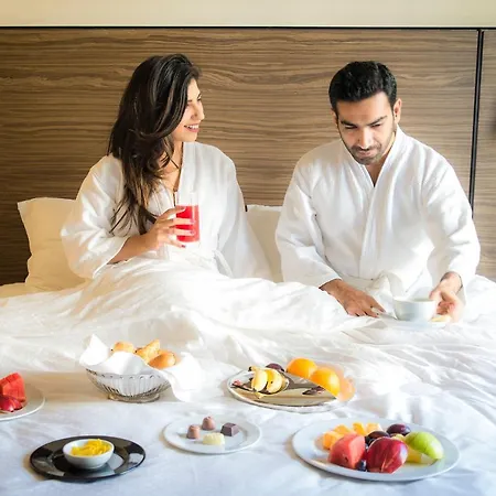 Grand Hyatt And Residences 5* Mumbai