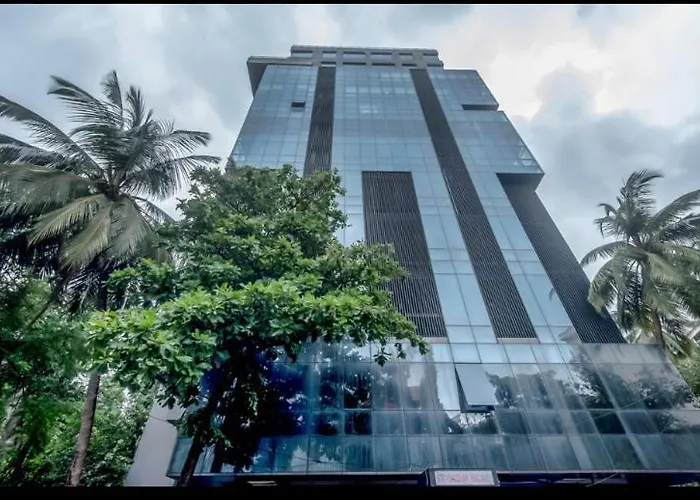 Adlon International Hotel
