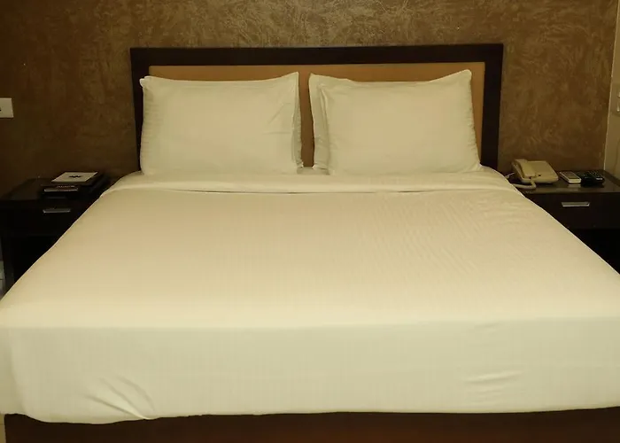 Hotel Anantha Executive Suites